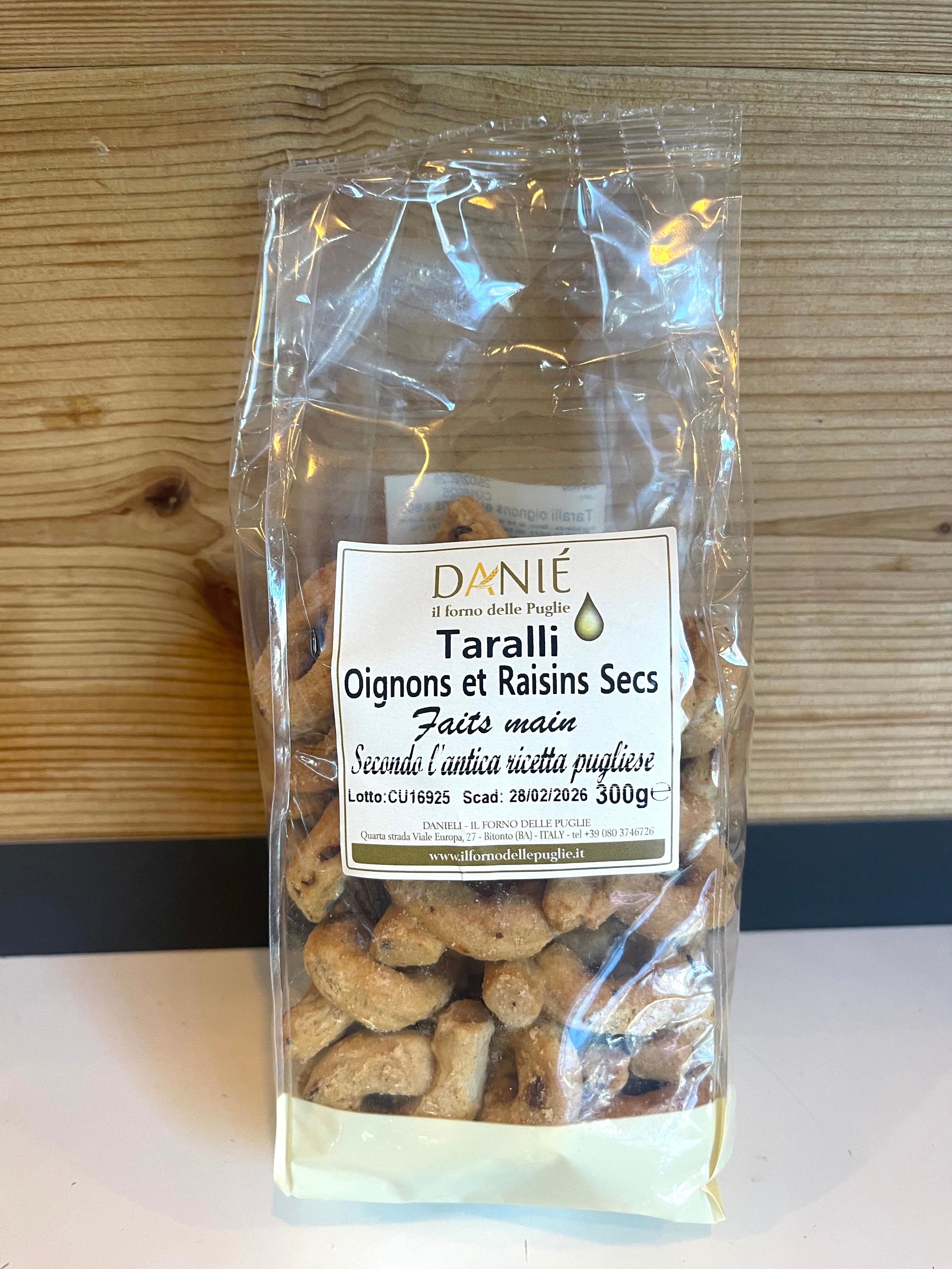 Taralli aux oignons et raisins secs, Danié